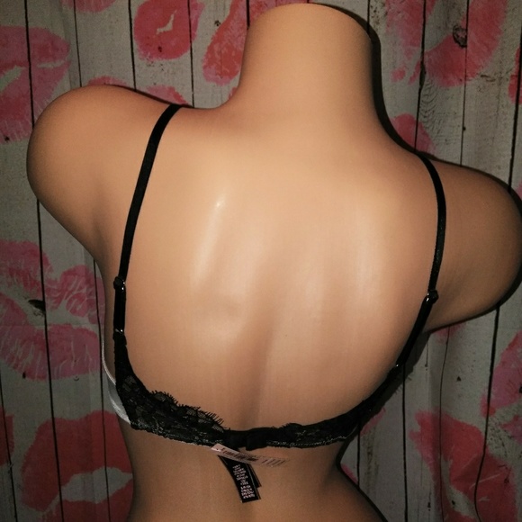 Victoria's Secret black and white bralette - Picture 2 of 3